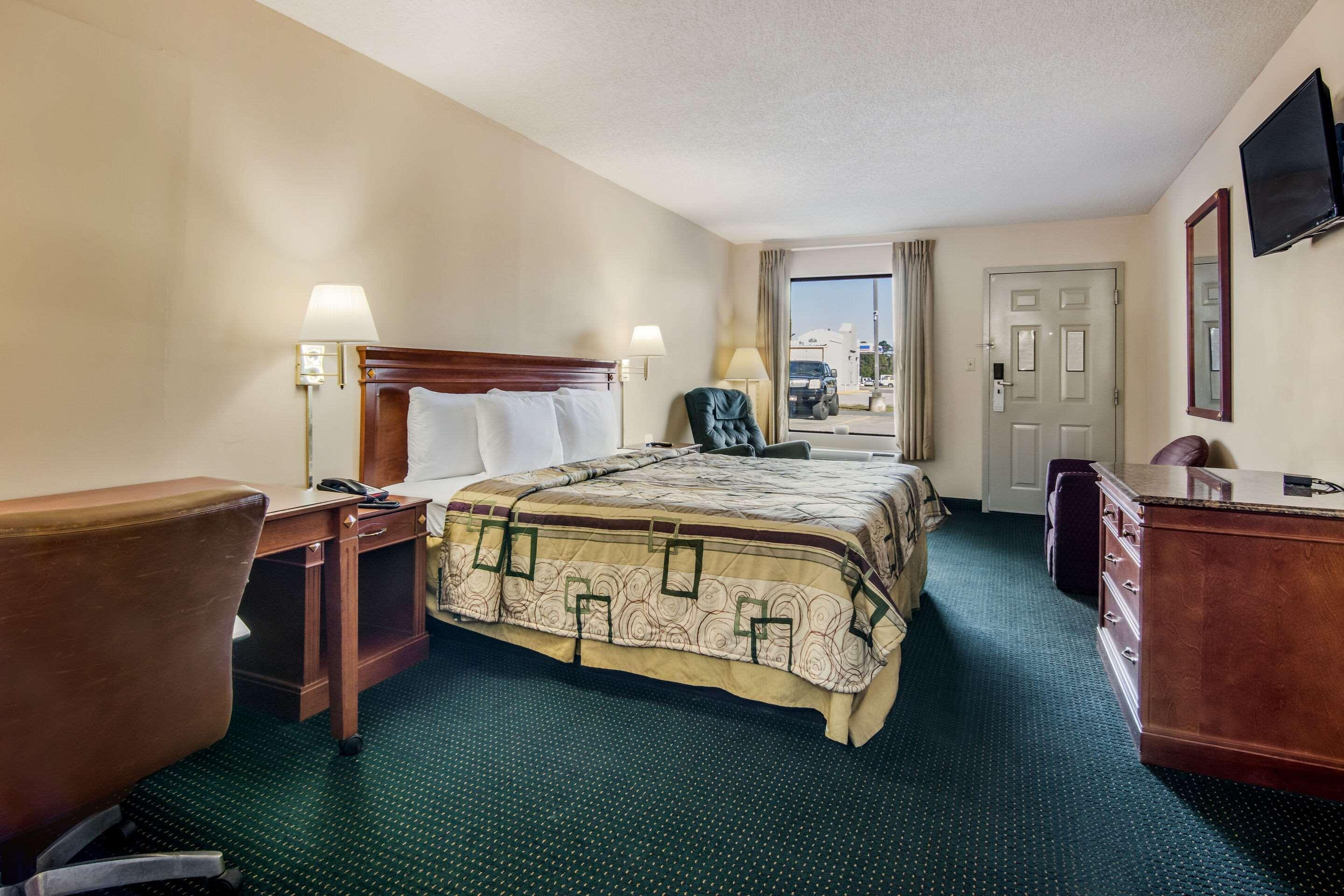 Rodeway Inn & Suites Dublin Exteriér fotografie